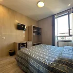 Midway Hotel 3*