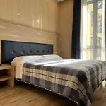 Midway Hotel 3*