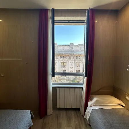 Midway Hotel Mediolan