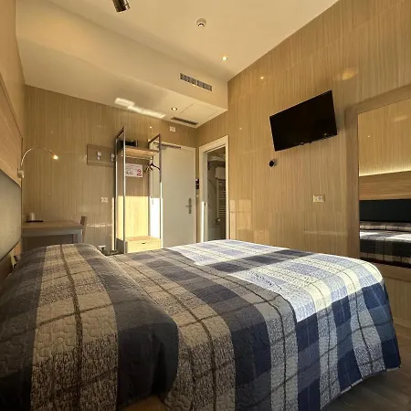 Midway Hotel