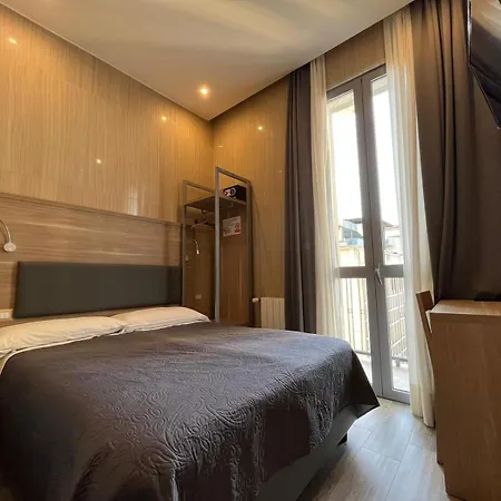 Midway Hotel Milan