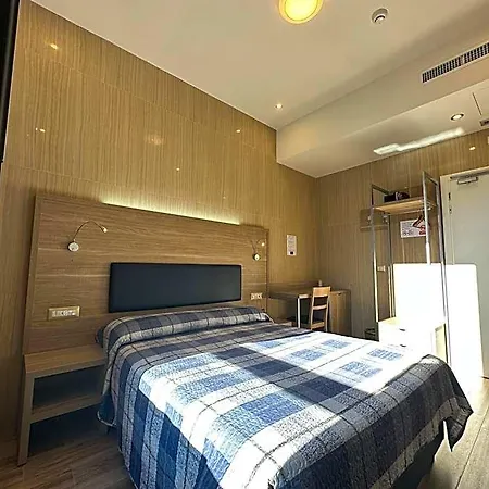 Hotel Midway Mediolan