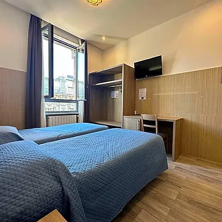 Hotell Midway