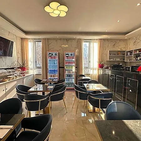 Hotell Midway